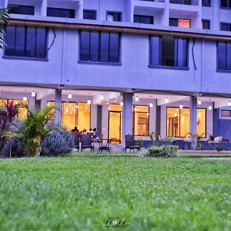 The Willis Hotel, Bomet Exterior foto