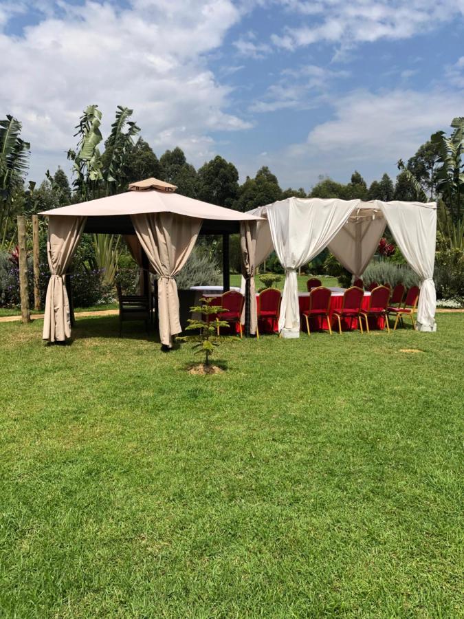 The Willis Hotel, Bomet Exterior foto