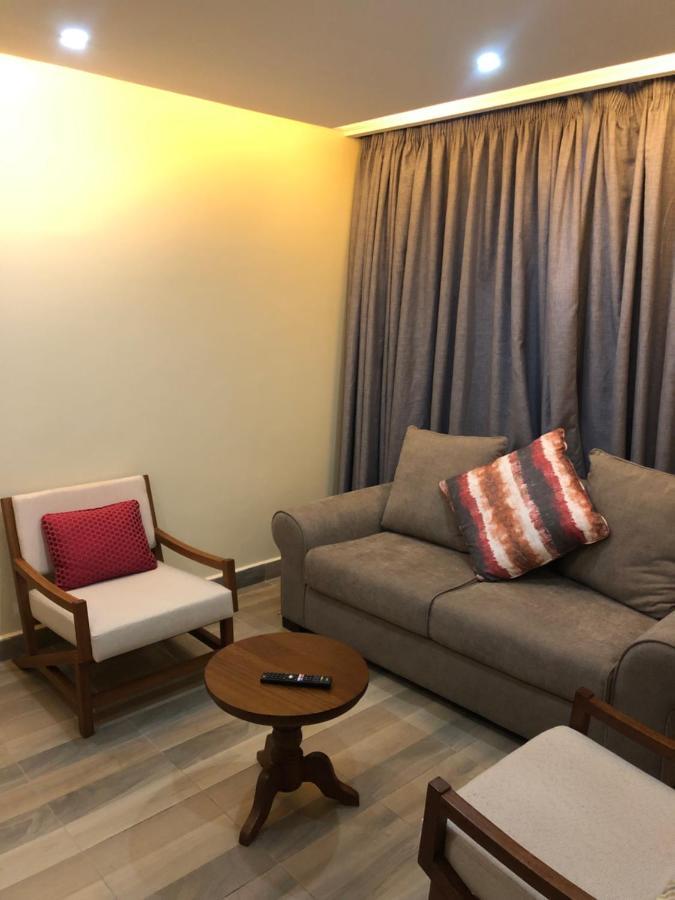 The Willis Hotel, Bomet Exterior foto